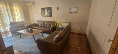 Prodaja,trosoban stan,Pg-Preko Morace