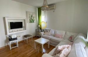 Prodaje se,dvosoban stan,Pg-Blok 5