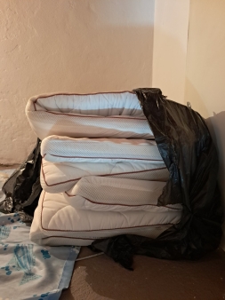 prodajem aloe nad dušek korišćen 2 mjeseca