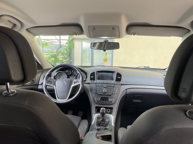 Prodajem auto 