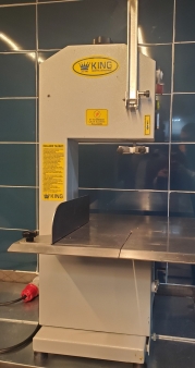 Prodajem bansek za meso