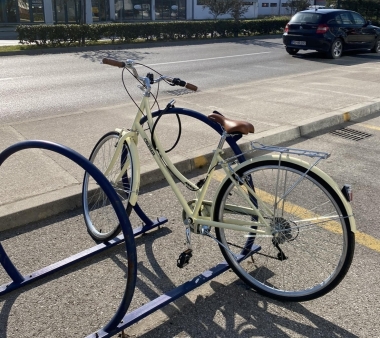 Prodajem city bike