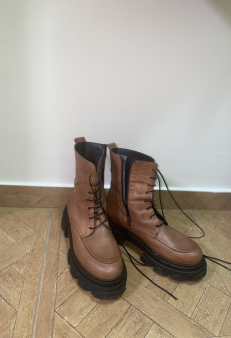 Prodajem čizme, kožne, malo nošene