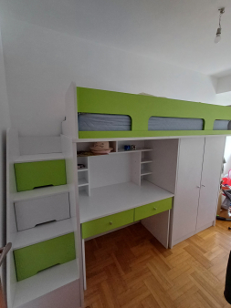 Prodajem djecju sobu