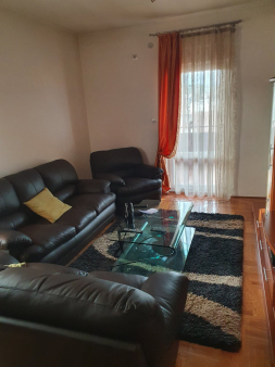 PRODAJEM DVOSOBAN STAN -75m2 - DRAČ