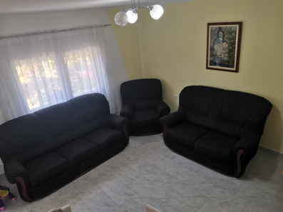 Prodajem garnituru (trosjed, dvosjed, fotelja)