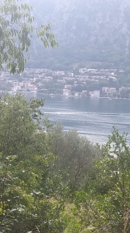 Prodajem građevinski plac