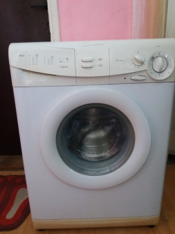 prodajem Kandi ves masinu