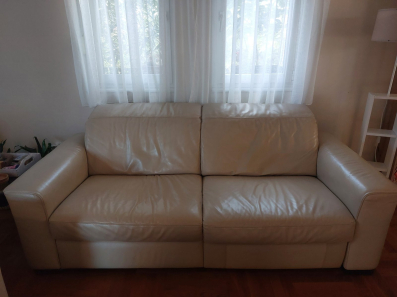 Prodajem Natuzzi trosjed