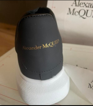 prodajem original alexander mcqueen patike placene 430e