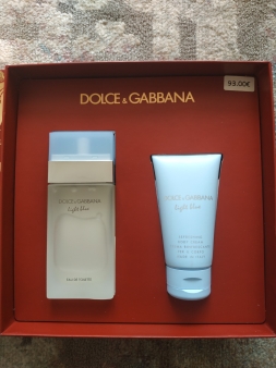 Prodajem original D&G mirisni set!