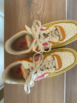 Prodajem original nike,br.42