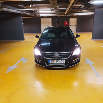 Prodajem Passat CC automatik dizel 2011 god