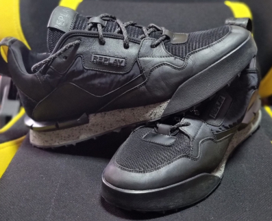 PRODAJEM PATIKE REPLAY FIELD CLASSIC 46 BROJ