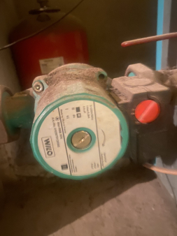 Prodajem peć za centralno grijanje