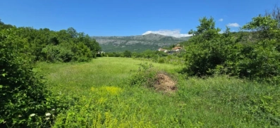 Prodajem 2 placa u Piperima, 1961 m i 2761 m