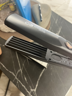 Prodajem profesionalnu opremu za frizerki salon