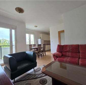 Prodajem stan 47m2 u Bloku 6