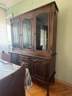 Prodajem starinsku komodu