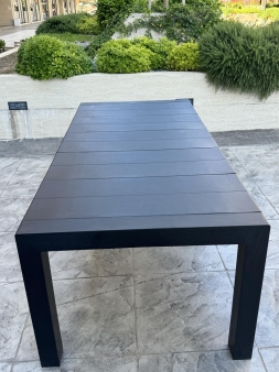 Prodajem sto za bastu ili kucu 220x100