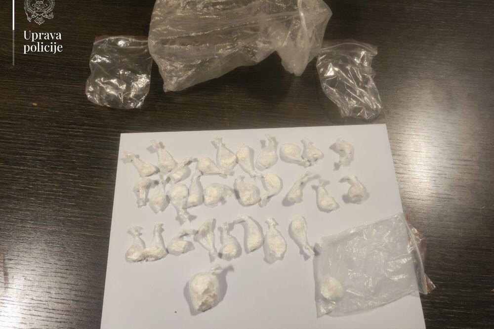 Pronađeni marihuana i kokain, uhapšene dvije osobe