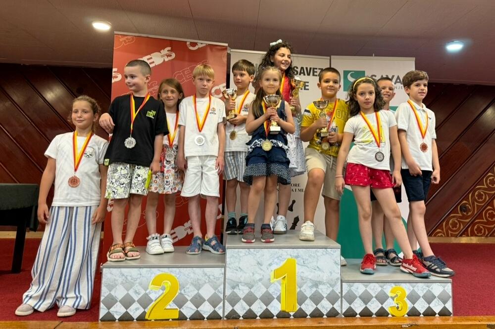 Prvi pobjednici prvenstva Crne Gore za mlade šahiste: Kira i Zejn obilježili dan