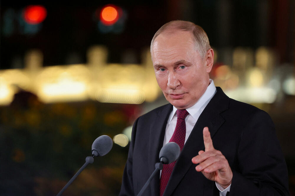Putin poručio Ukrajini: Okončajte rat pregovorima ili ću ga okončati silom
