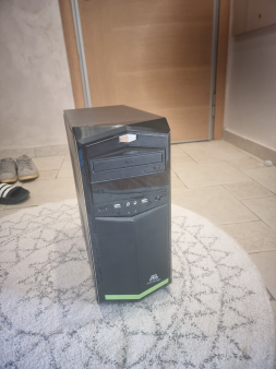 Računar 8GB RAM