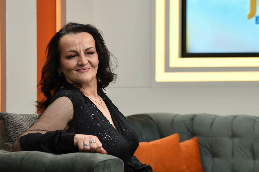 Radičević kažnjen sa 400 eura: Grubo i mizogino vrijeđao novinarku "Vijesti" Jelenu Jovanović