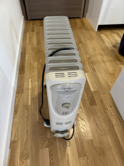 Radijator DeLonghi sa 12 rebara