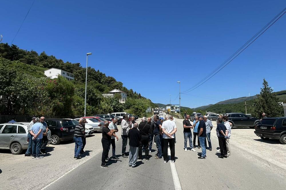 Radnici Solane i danas na dva sata blokirali put ka Baru: Ne odustaju od zahtjeva