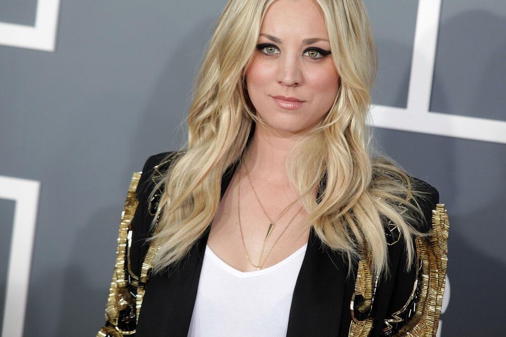 Rado bi glumila Doli Parton