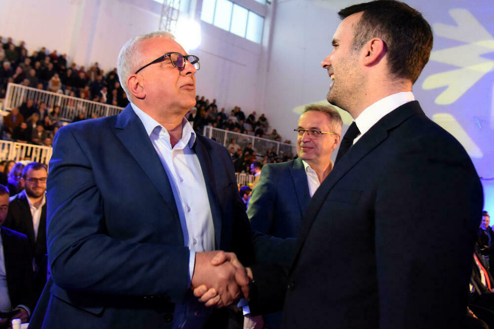 Razgovor istorijski, povjerenje na ledu: Trvenja u vladajućoj koaliciji i najava preispitivanja odnosa