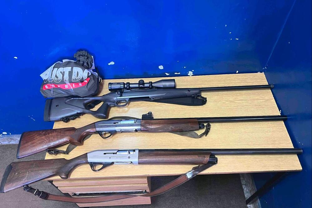 UP: Mojkovačka policija oduzela lovačke puške, 95 metaka, jedna puška je vlasništvo operativno interesantnog lica