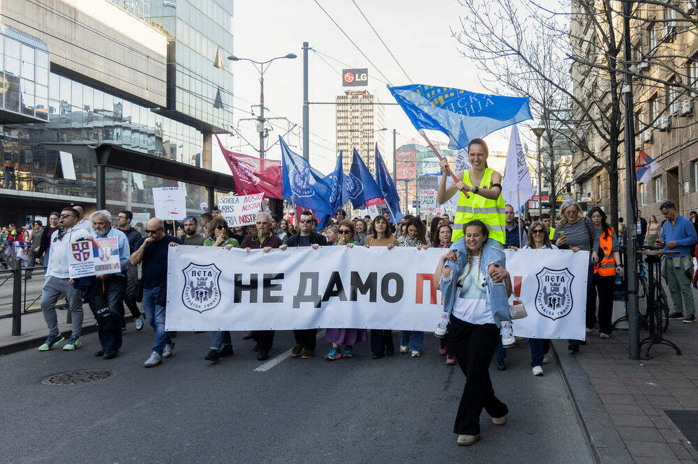 Rektor Univerziteta u Beogradu: Studenti u blokadi ne žele nasilje na protestu, te najave dolaze od drugih