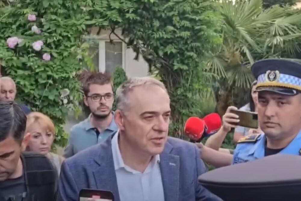 Republika Srpska: Saslušan lider SDS-a, pristalice opozicije dizale buku i skandirale "Mile lopove"