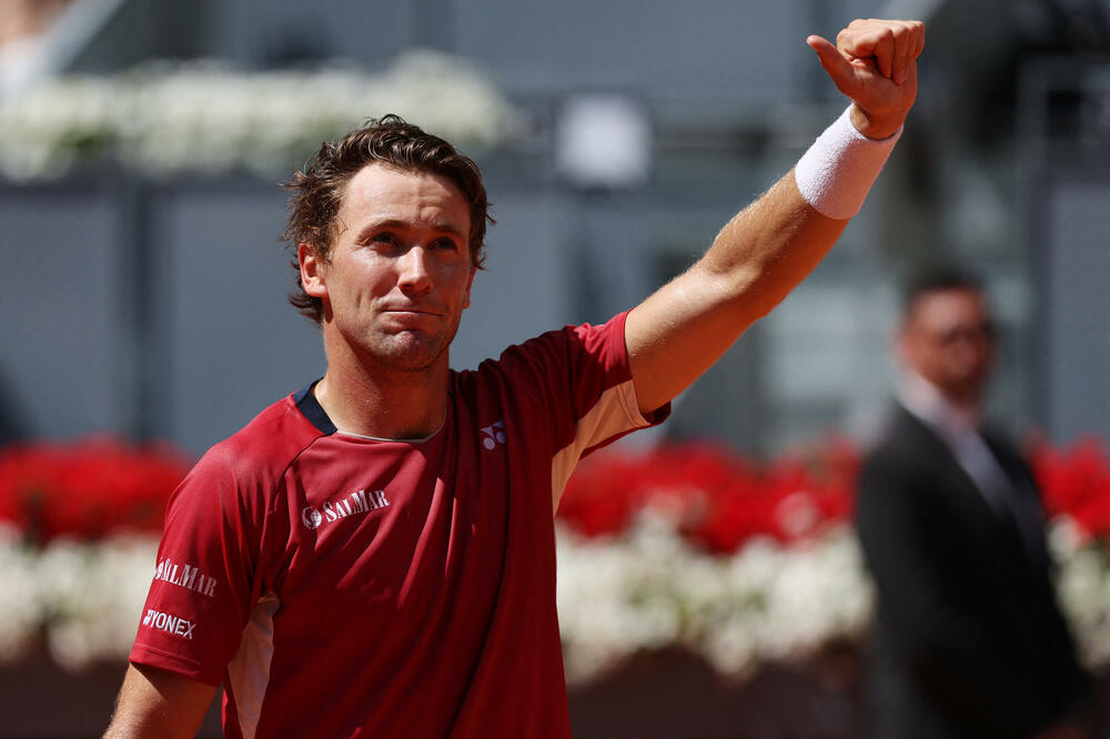 Rud u osmini finala turnira u Madridu, Lejla Fernandes prva četvrtfinalistkinja