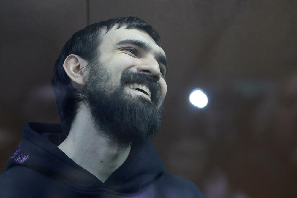 Ruskom stend-ap komičaru skoro šest godina zatvora zbog šale o ratnom veteranu bez nogu