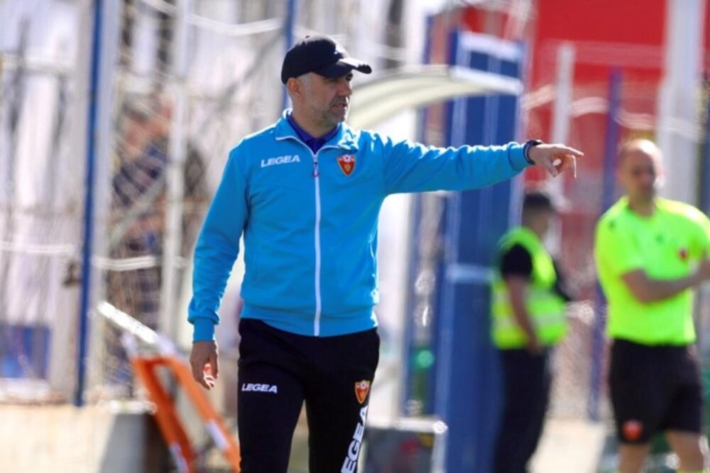 Savić računa na 22 pionira za turnir u Zenici