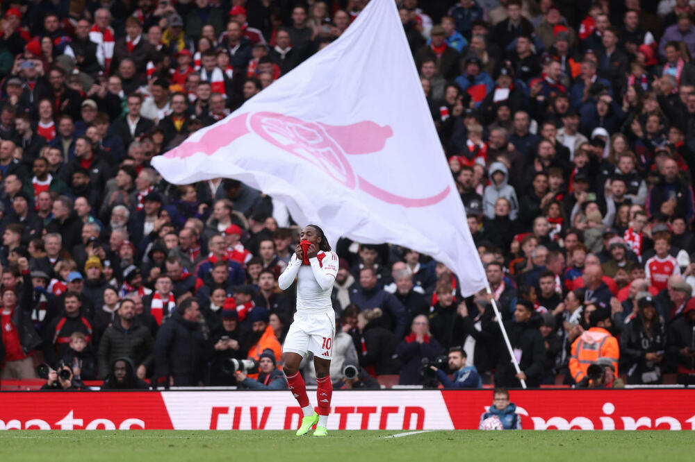 Savršeno kolo za lidera: Arsenal sve dalje od konkurenata nakon pobjede u londonskom derbiju