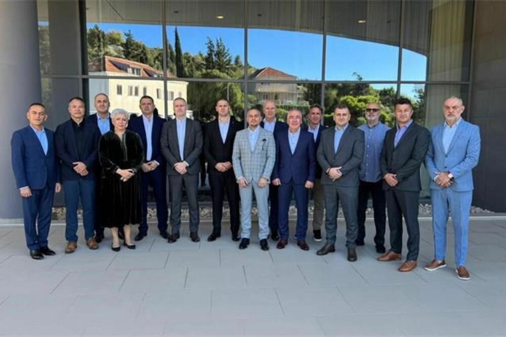 Šćepanović i Šuković s kolegama iz regiona i SAD razgovarali o borbi protiv organizovanog kriminala