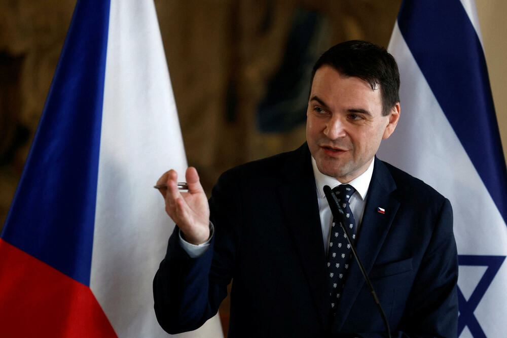 Šef diplomatije hoće da zabrani predsjedniku Pavelu da predstavlja Češku u NATO