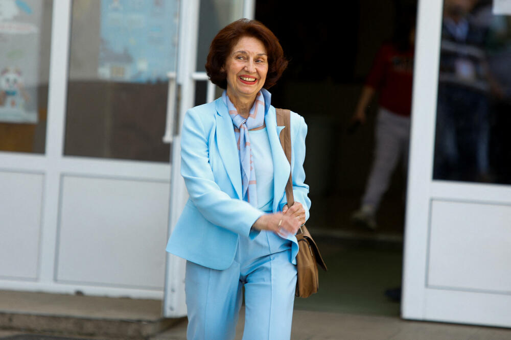 Siljanovska-Davkova: Sa Radevom ću tragati za novim rješenjem bilateralnog spora