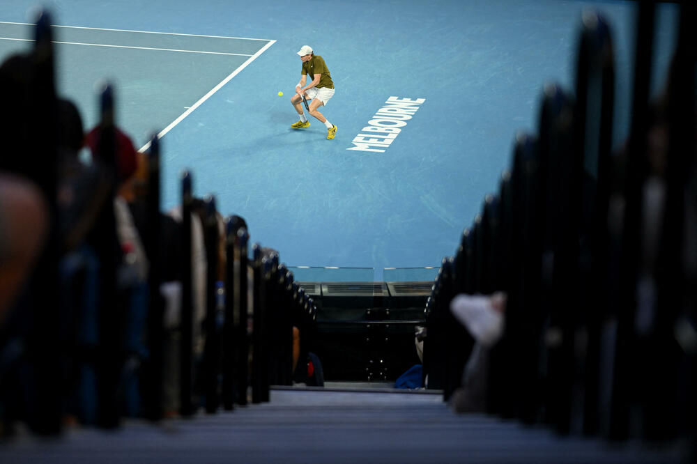 Sinerova 19. pobjeda zaredom u Melburnu za novi polufinalni blokbaster sa Đokovićem