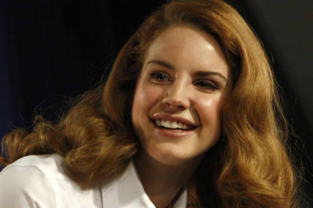 Širli Menson: Lana Del Rej savršena za narednu Bond temu