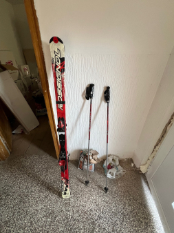 Skije + stapovi + pancerice