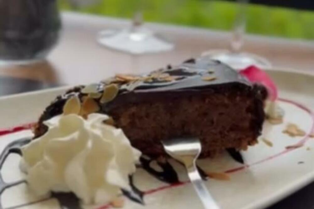 Skradinska torta &ndash; &bdquo;torta ljubavi&ldquo; iz srca Dalmacije