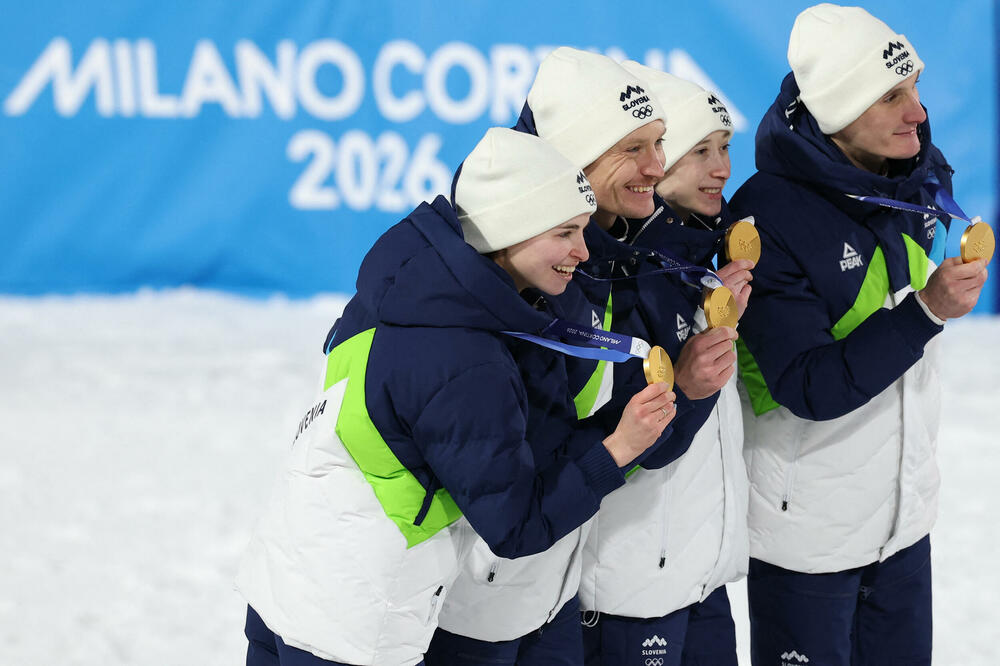 Slovenija slavi prvo zlato na ZOI