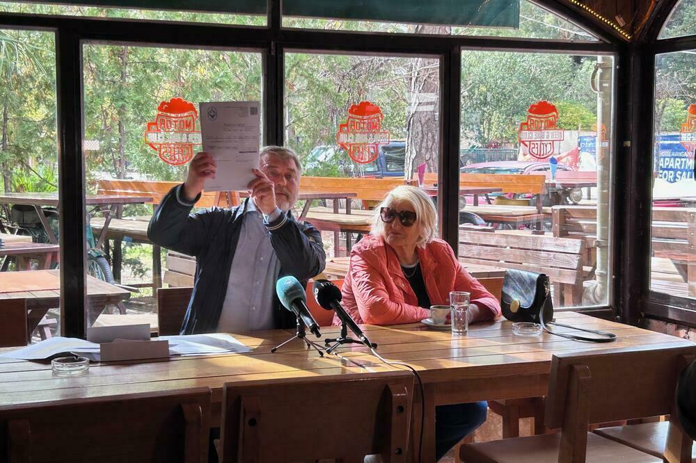 Slovinićima opština trebalo da izgradi put: Porodica iz Budve pokušava da spasi investiciju vrijednu 14 miliona eura