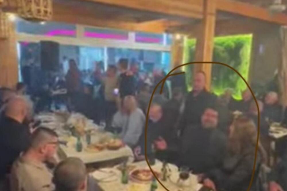 Smailović: Direktor Srednje elektro-ekonomske škole u Bijelom Polju pjeva četničke pjesme, ozbiljan alarm za društvo